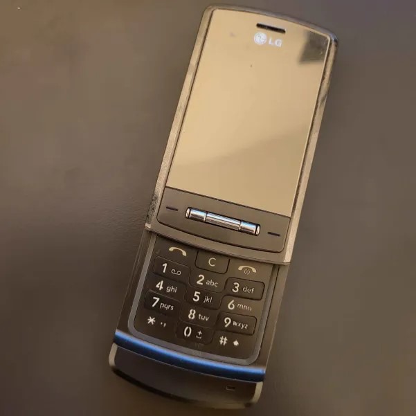 LG KE970
